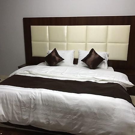 Bayetak Al Zahi Furnished Apartments Джедда Экстерьер фото